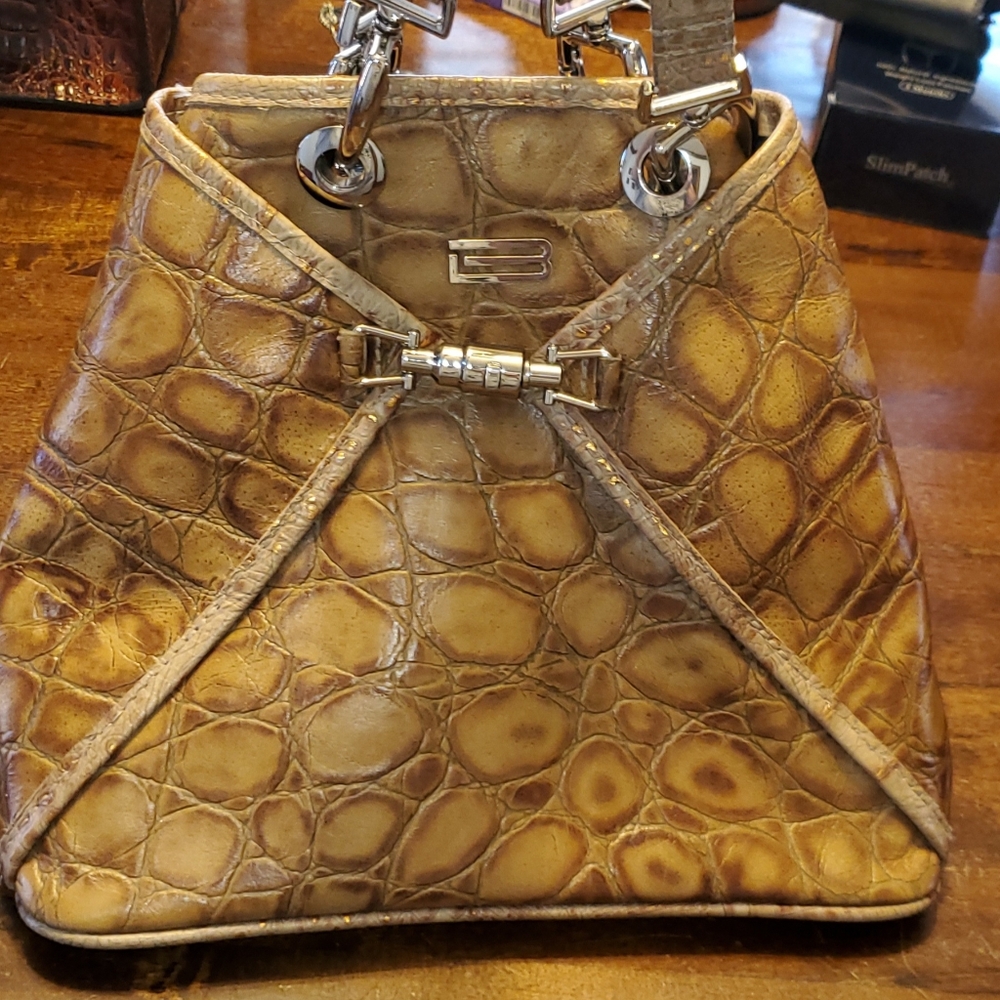 B Swanky Leather Python Look Shoulder Bag / Backp… - image 2